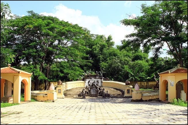 Đại thần Phạm Đăng Hưng và Lăng Hoàng Gia ở Gò Công mo han danh hung Đại thần Phạm Đăng Hưng và Lăng Hoàng Gia ở Gò Công